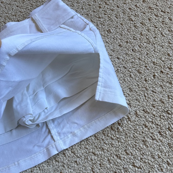 White mini skort - Picture 3 of 4